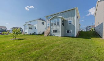 531 Alpine Dr, Algonquin, IL 60102