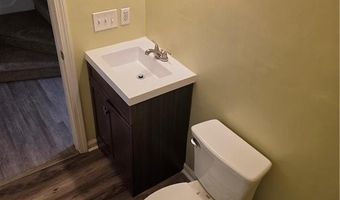 2 Chapel Ln, Lincoln, RI 02865