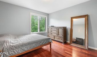 99 Birkdale Rd, Bedford, NH 03110