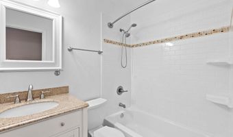 19- A W UHLER Ave, Alexandria, VA 22301
