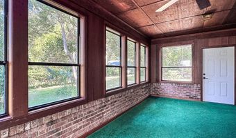 22 12th St, Apalachicola, FL 32320