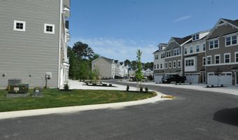 12371 SEA OAKS Ln 1, Berlin, MD 21811