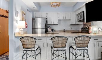 301 BURNSIDE St C 202, Annapolis, MD 21403