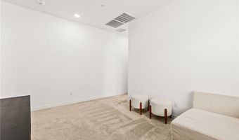 25 Barbara Ln 53, Las Vegas, NV 89183