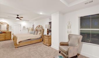 1404 N WYNLAKE Dr, Alabaster, AL 35007