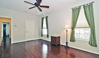 70 Heritage Point Blvd, Barnegat, NJ 08005