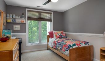 1142 LAKE HERON Dr 2B, Annapolis, MD 21403