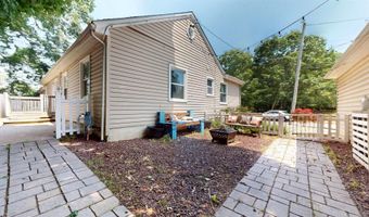 267 W Wyoming Ave, Absecon, NJ 08201