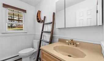 6 Hillsdale Ter, Alloway, NJ 07461