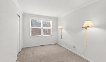 501 Nottingham Dr, Ballwin, MO 63011