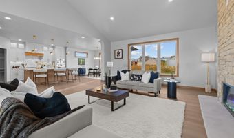 266 E SWEETWATER Way, Appleton, WI 54913