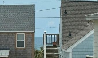 102 W Dobbs St, Atlantic Beach, NC 28512
