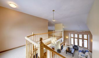 825 Brookside Dr, Ann Arbor, MI 48105