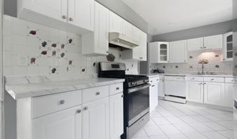 3805 OLIVER Ave, Annandale, VA 22003