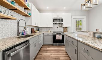 405 Ave 1 NE, Atkins, AR 72823