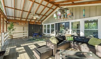 1616 Woodview Dr, Alvarado, TX 76009