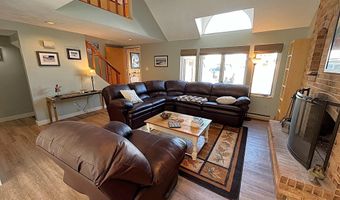 32 Top Notch Rd, Bartlett, NH 03812