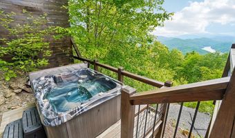 91 Lady Slipper Ln, Almond, NC 28702