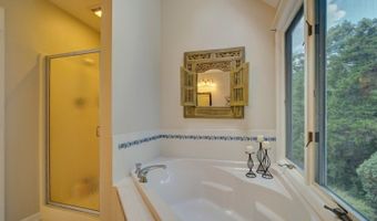 16 Ramshorn Rd, Alexandria Twp., NJ 08848