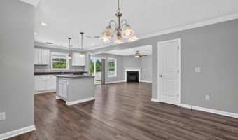 1 Carriagebrook Cir, Camden, SC 29020