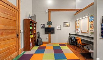 2331 W Detroit St, Abilene, KS 67410