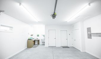 2410 Eastland Dr, Algona, IA 50511