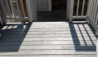 710 Hausten St, Honolulu, HI 96826