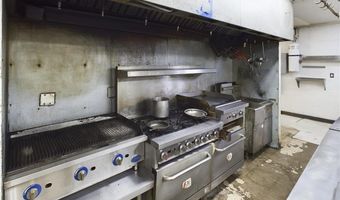 214 Yellowstone Ave, Cody, WY 82414