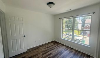 1326 Nadies Ct, Charlotte, NC 28214