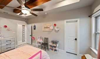 140 Wood Valley Dr, Adkins, TX 78101