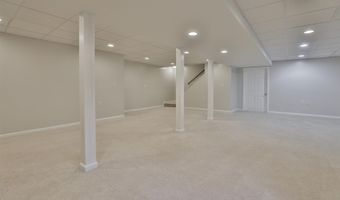 14 Ames Rd, Brookline, NH 03033