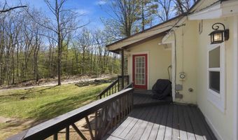 101 Canterbury Shore Dr, Canterbury, NH 03224