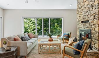 150 Sondley Pkwy, Asheville, NC 28805