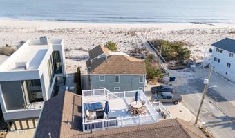 211 Stratford Ave, Beach Haven, NJ 08008
