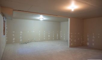 1392 Rich Ln, Blackfoot, ID 83221