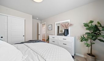 22362 E 38th Pl, Aurora, CO 80019