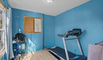 50 Circledale Dr, Cumberland, RI 02864