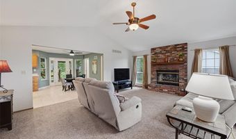 2371 Riverbluff Dr, Arnold, MO 63010