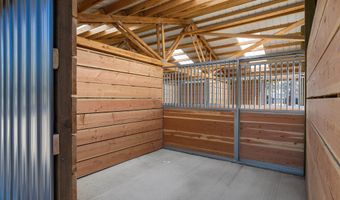 25480 Bachelor Ln, Bend, OR 97701