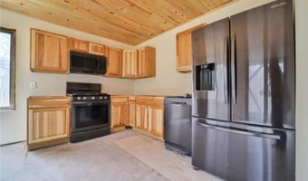 951 Swede Lake Trl SW, Backus, MN 56435