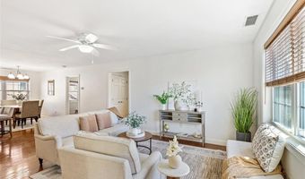 60 Bay Spring Ave A9, Barrington, RI 02806