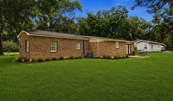 150 West St, Alto, TX 75925
