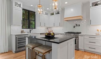 1616 E 35th St, Charlotte, NC 28205