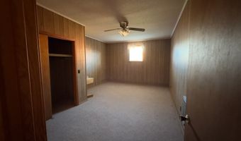 232 E Calhoun St, Bruce, MS 38915