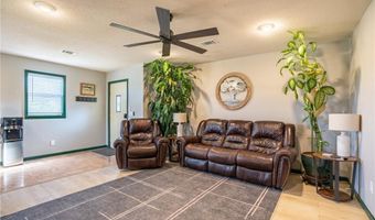 23058 160th St, Altamont, MO 64620