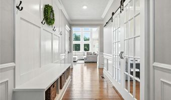 214 Stoneridge Ln, Adams Twp., PA 16046