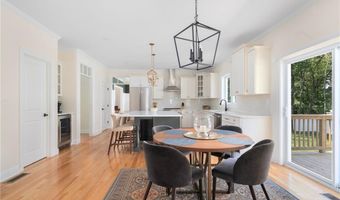9 Scarlett Way, Cranston, RI 02921