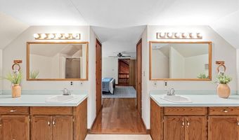 3260 E Linton Rd, Benton, LA 71006