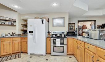 18321 Marlowes Dr, Aurora, IN 47001