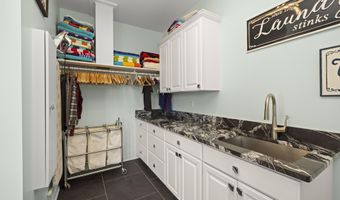2760 N Territorial Rd W, Ann Arbor, MI 48105